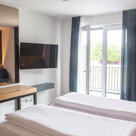 Rheinapart Hotel Und Boardinghouse Bornheim  Esterno foto