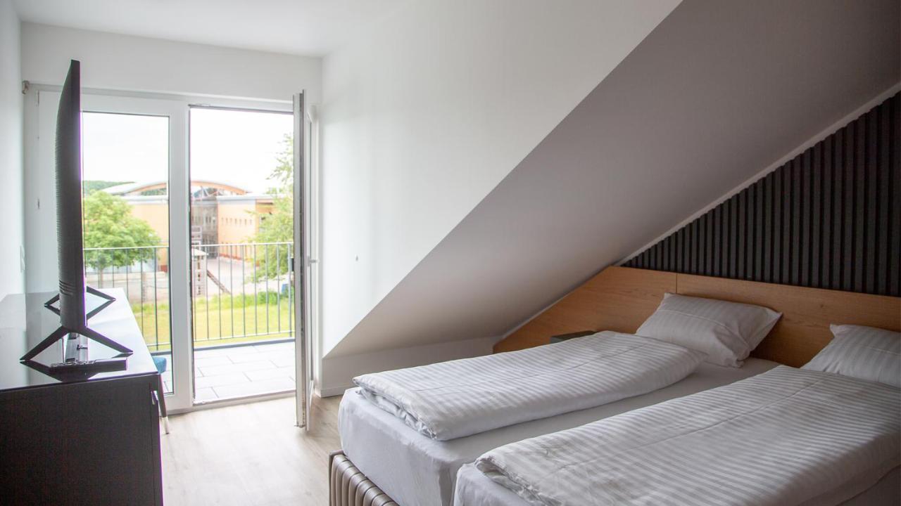 Rheinapart Hotel Und Boardinghouse Bornheim  Esterno foto